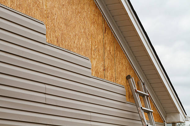 24/7 Emergency Storm Damage Siding Repair experts in Hudson, NC